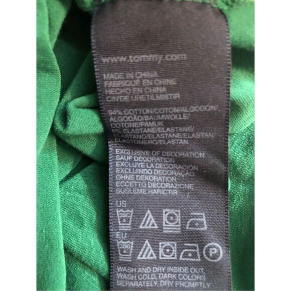 Tommy Hilfiger green 3/4 button crown collared with gold accent buttons size L - Picture 14 of 14